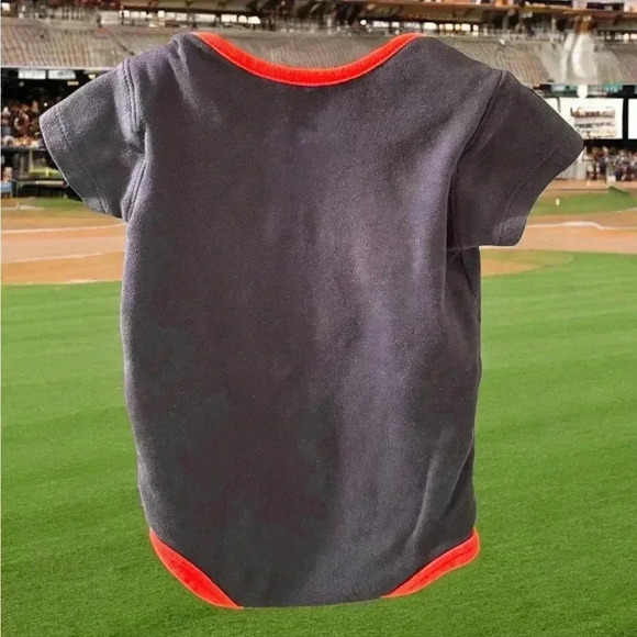 Majestic Authentic Washington Nationals 24mo onesie Discount w bundling! - Picture 3 of 3